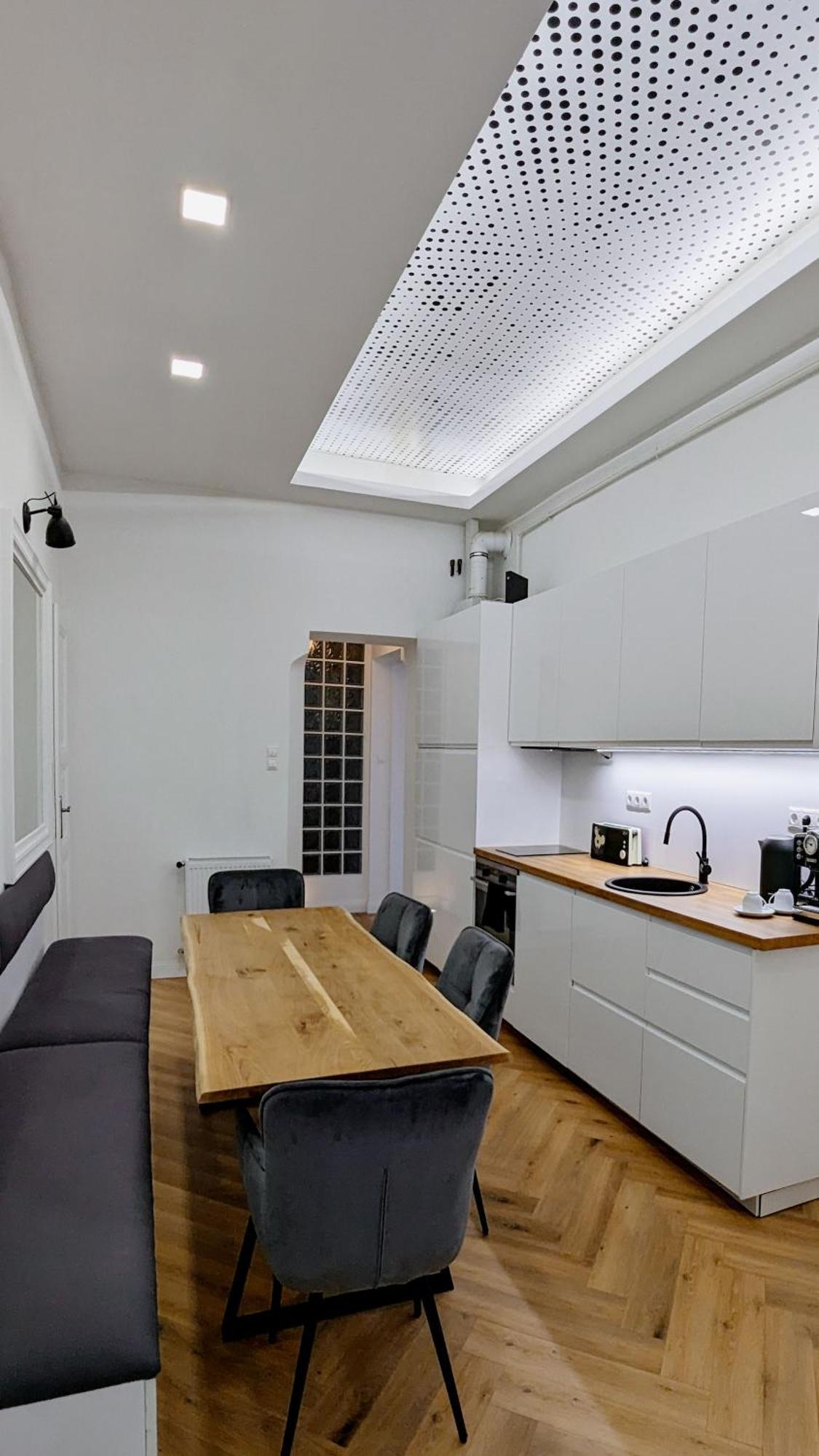 Pedestrian Apartment, The Best Location Budapeşte Dış mekan fotoğraf